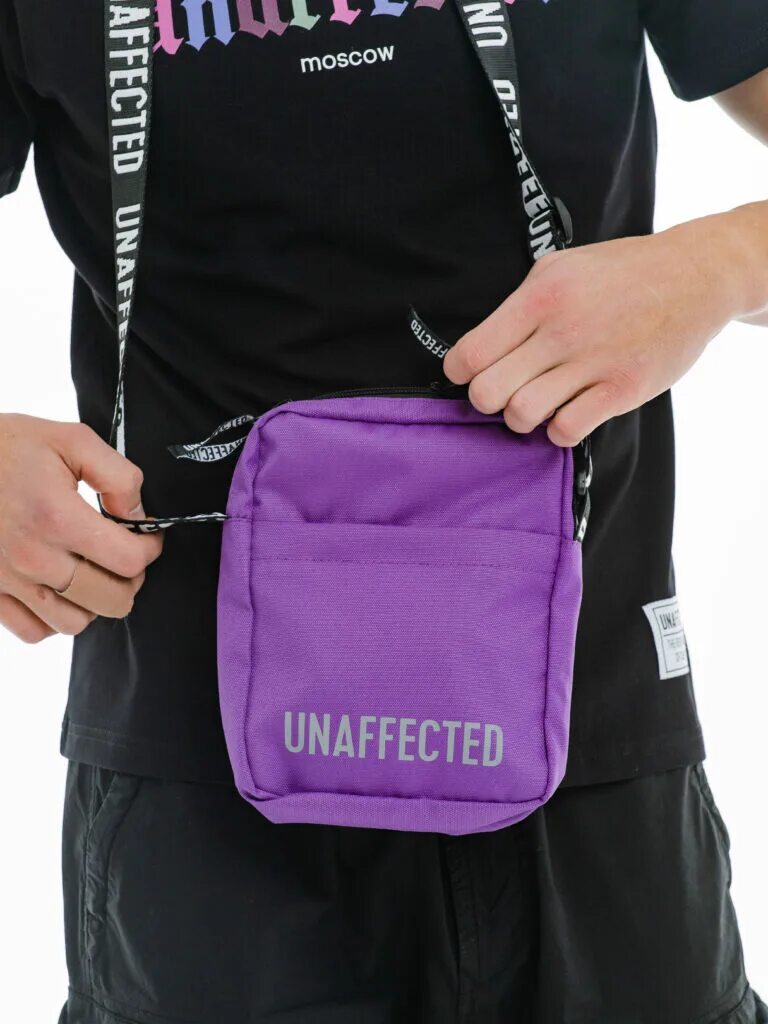 Сумка unaffected. Unaffected сумка messenger. сумка unaffected фиолетовая. сумка unaffected japan. сумка unaffected через плечо фиолетовая.