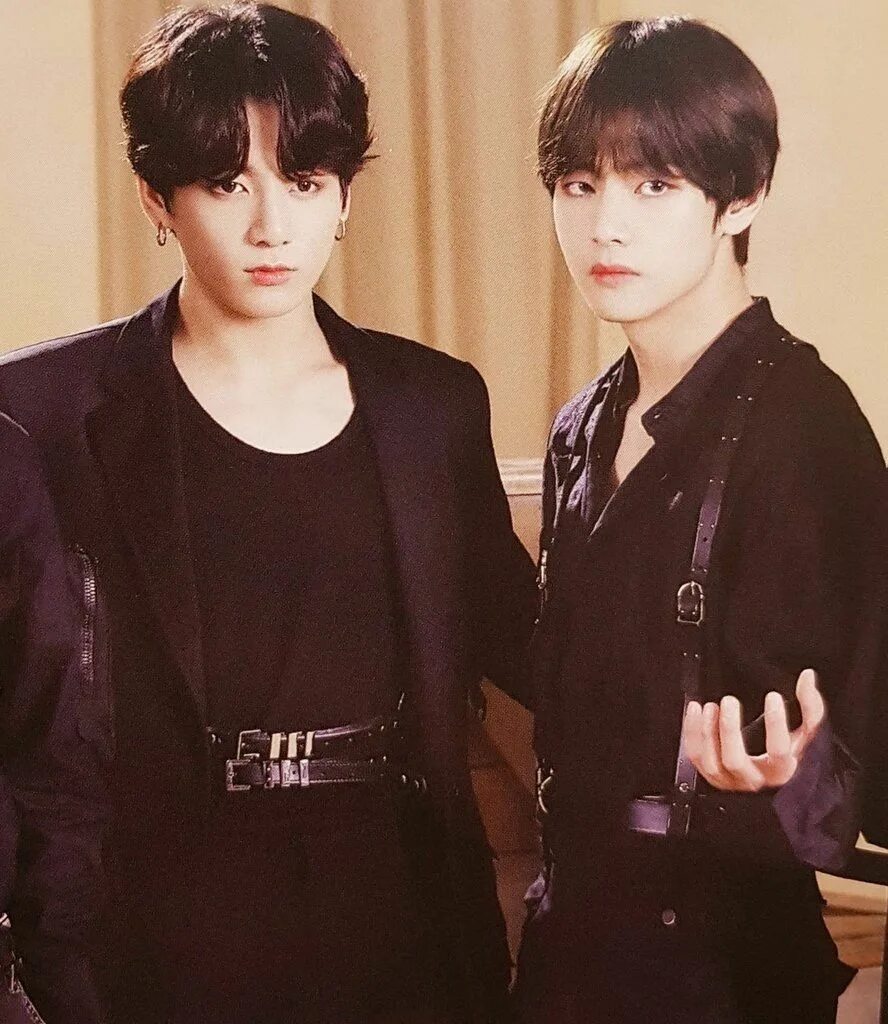 Чонгук и тэхен красивые. Бтс тэгуки. Taekook. Тэхён и чонгук. Чонгук и тэхен красивые.