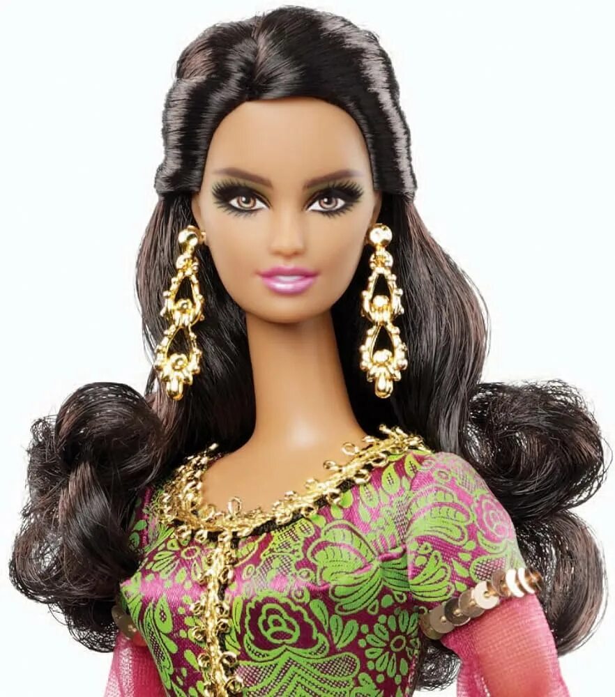 Куклу барби другую. Куклы Барби Доллс. Barbie "Doll of the World" (Mattel) Индия 1996. Кукла Барби 2015 Mattel. Барби Марокко.