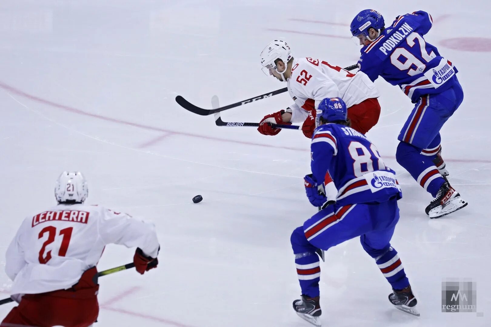 Кричалки ска санкт петербург хоккей. Матч хоккея монарх. Ска барыс. Роман ротенберг ска цска. Фотографии по хоккею.