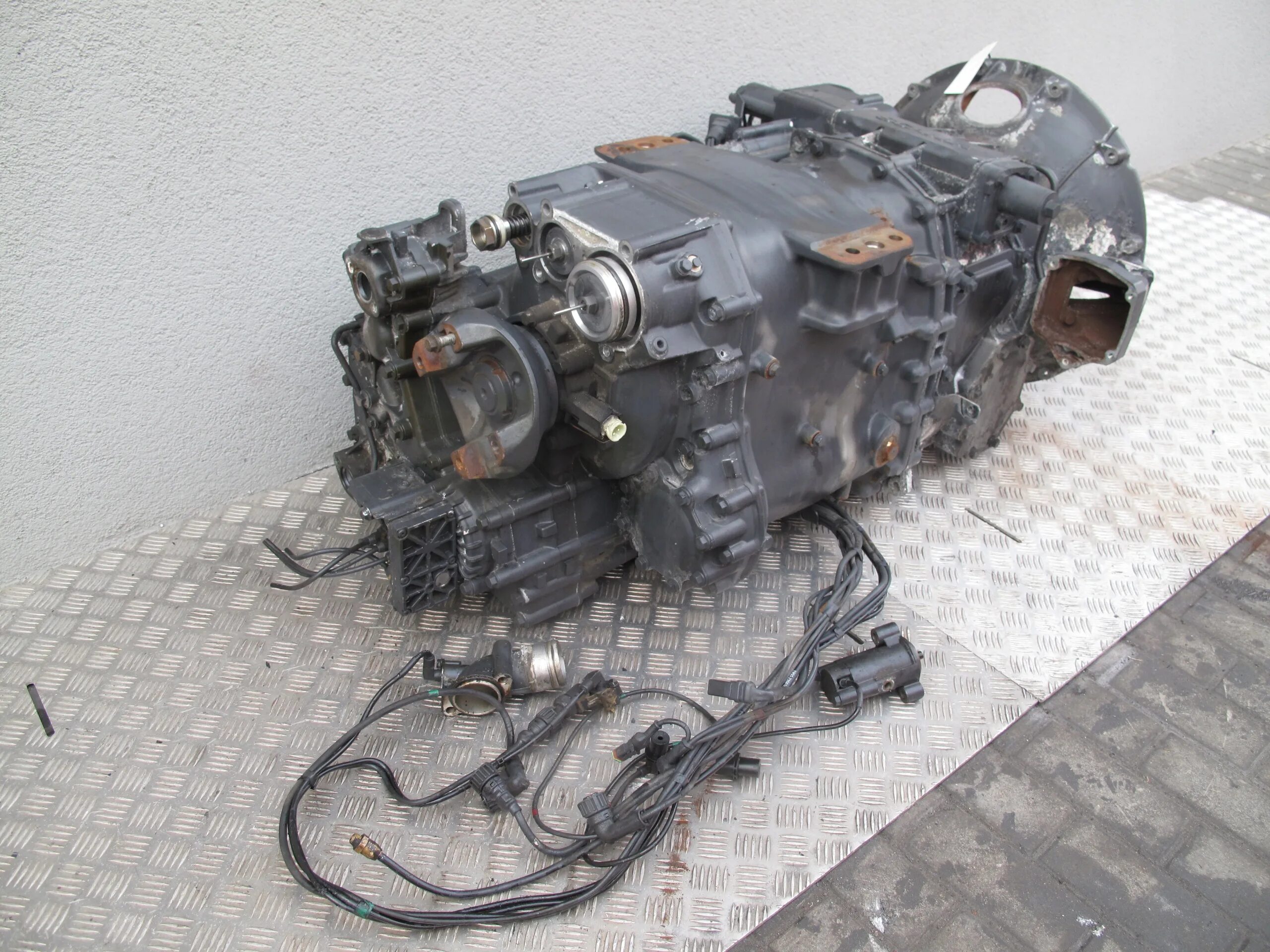 Коробка передач grs905 скания. Кпп скания grs 905. 905 скания. Grs905r. Кпп scania gr9000.