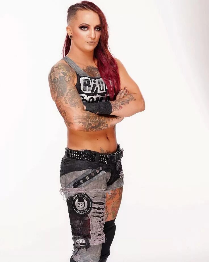 Руби инстаграм. WWE Руби Риотт. Руби Сохо WWE. Лейси Эванс WWE. Ruby Riott 2022.