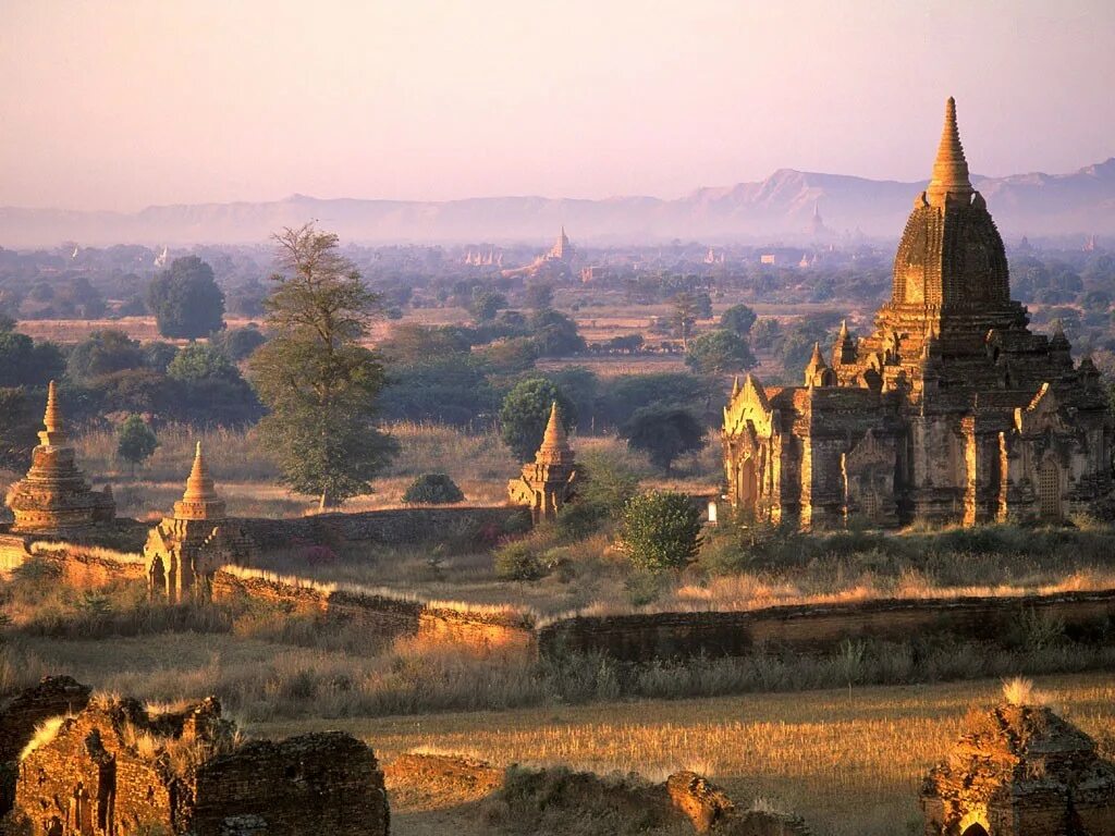 Greatest temples. Храмовый комплекс Багана Мьянма. Древние храмы Багана, Бирма (Мьянма). Древний город Паган Бирма. Древняя столица Баган, Мьянма.