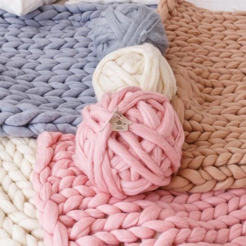 Пряжа ohhio yarn. Меринос что связать. Плед шерсть мериноса. Мериносовая шерсть. Пряжа 100 меринос.