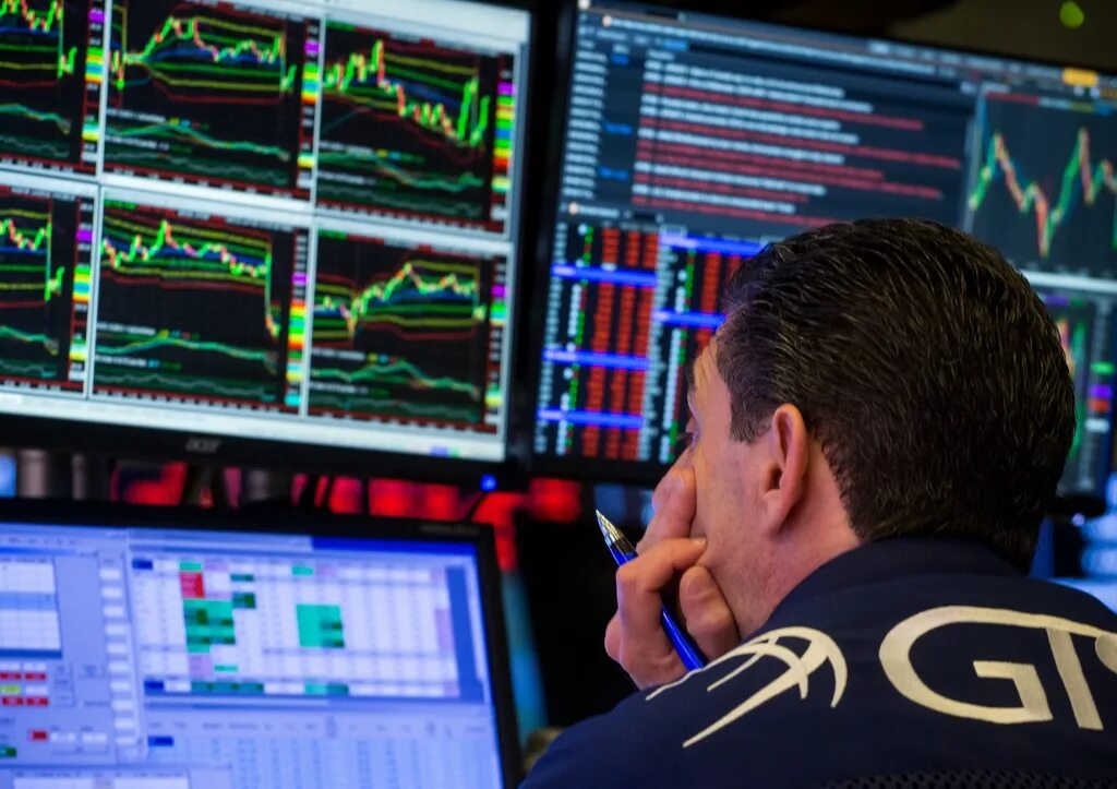 Рынок акций. Фондовый рынок. Нефть биржа. Нефтяные трейдеры. Крах биржи.