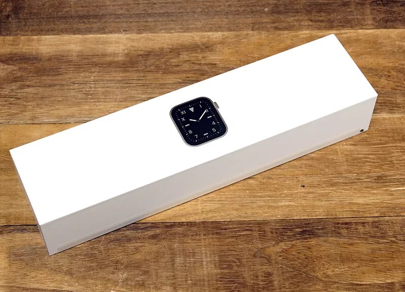Apple watch 0. Эппл вотч 7 коробка. Эппл вотч 5 комплектация. Коробка часов эппл вотч. Упаковка эппл вотч 7.
