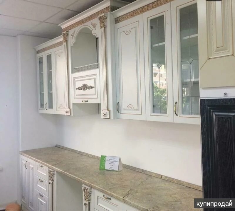 Кухни славянск на кубани. Кухни кубань массив. Кухонный гарнитур велес. Кухни делия славянск на кубани. Кухня классика прямая.