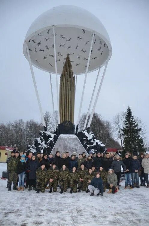 День 104 полка. Псков череха памятник десантникам. Бой у высоты 776 чечня 2000. День 104 полка. День 104 полка.