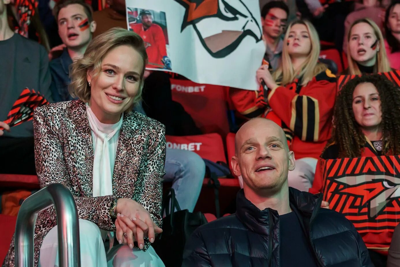 Крюк даты выхода. Крюк hlf201004lc. Крюк кошка tako 1901. Крюк 2021. Крюк даты выхода.