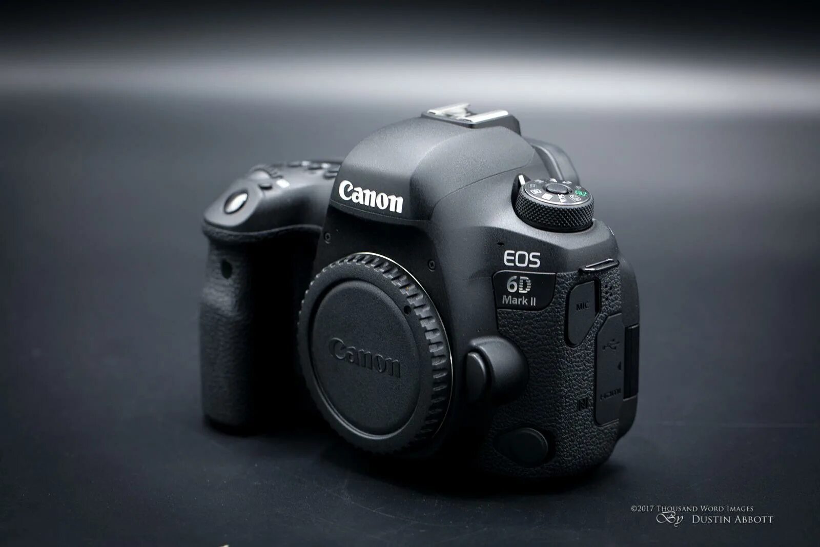 6 d mark. Canon EOS 6d Mark II. Canon 6d Mark 2. Фотоаппарат Canon EOS 6d Mark.
