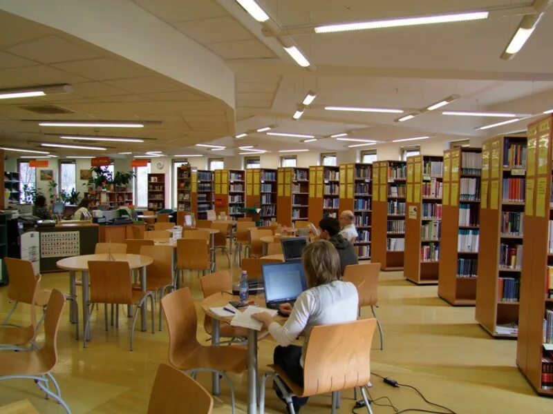 Metropolitan university. Будапешт университет. budapest metropolitan university общежитие. metropol university.