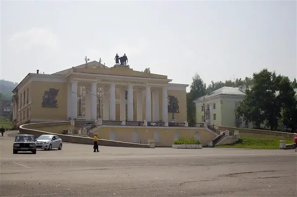 Мост город бакал. Бакал. Флаг города бакал. Город бакал. Бакал москва.