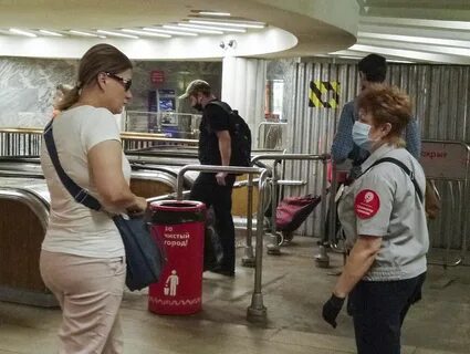 Контролер в метро