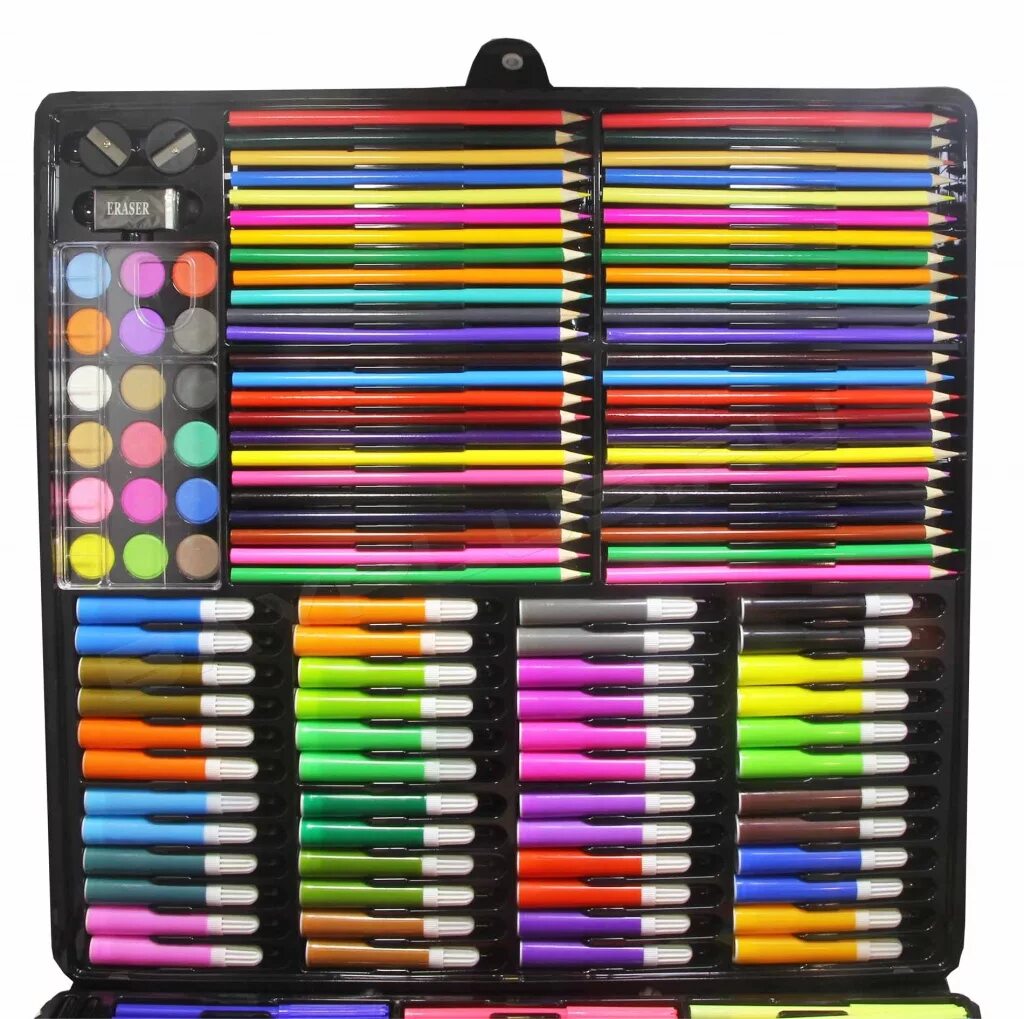 Набор карандашей и фломастеров. Большой набор фломастеров. Большой набор карандашей и фломастеров. Цветные карандаши и фломастеры.