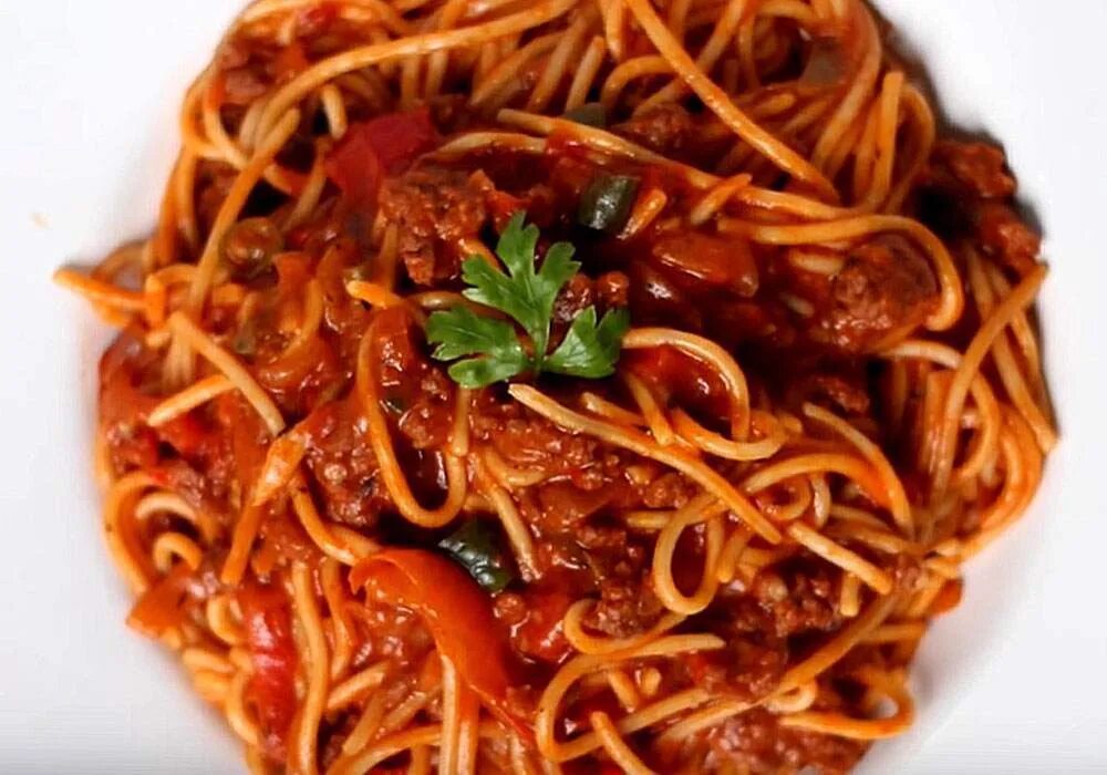 Ковурма лагман. Рецепт жареного лагмана. Лагман уйгурский ковурма. Лагман узбекский ковурма. Каурма лагман.