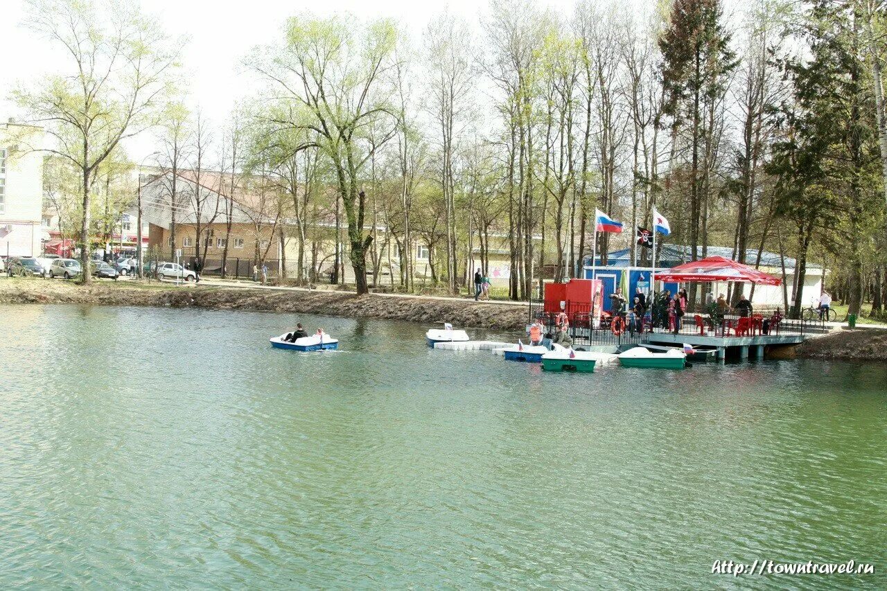 Парк Гайдара Арзамас пруд. Парк имени Гайдара Арзамас. Арзамас парк Гайдара город. Лодочная станция Арзамас. Парк гайдара арзамас