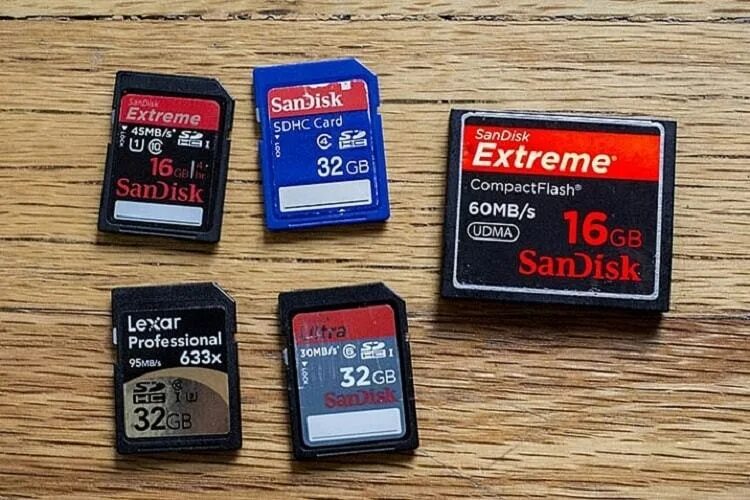 Карта памяти просмотр. Карта памяти для фотоаппарата SDHC 4gb. SANDISK extreme Pro SDHC UHS class 3 v30 95mb/s 32gb. Карта памяти для фотоаппарата Canon. SD Card 16 MB Canon.