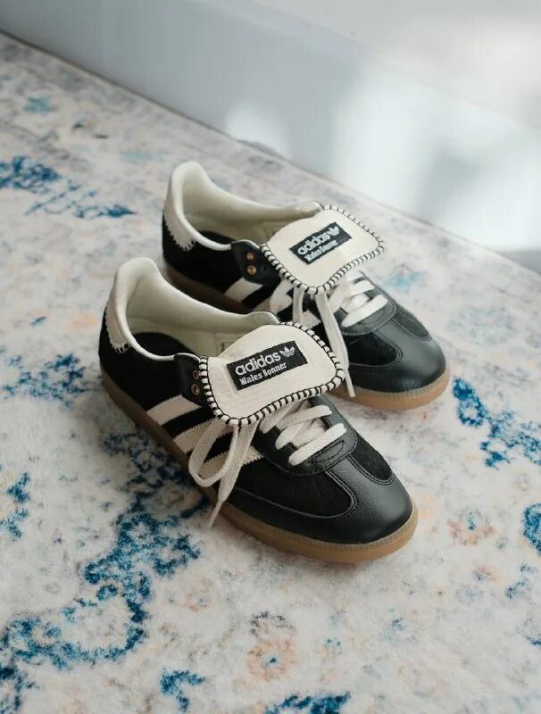 Арт пони моп. Coco pommel (mlp в реальной жизни). Чудо молнии пони спитфайр. Samba pony. Санни старскаут пони.