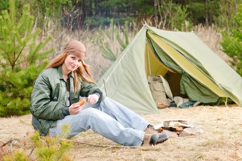Woman camp. Woman camp. Camping trip девушка. Палатка на природе. Woman camp.
