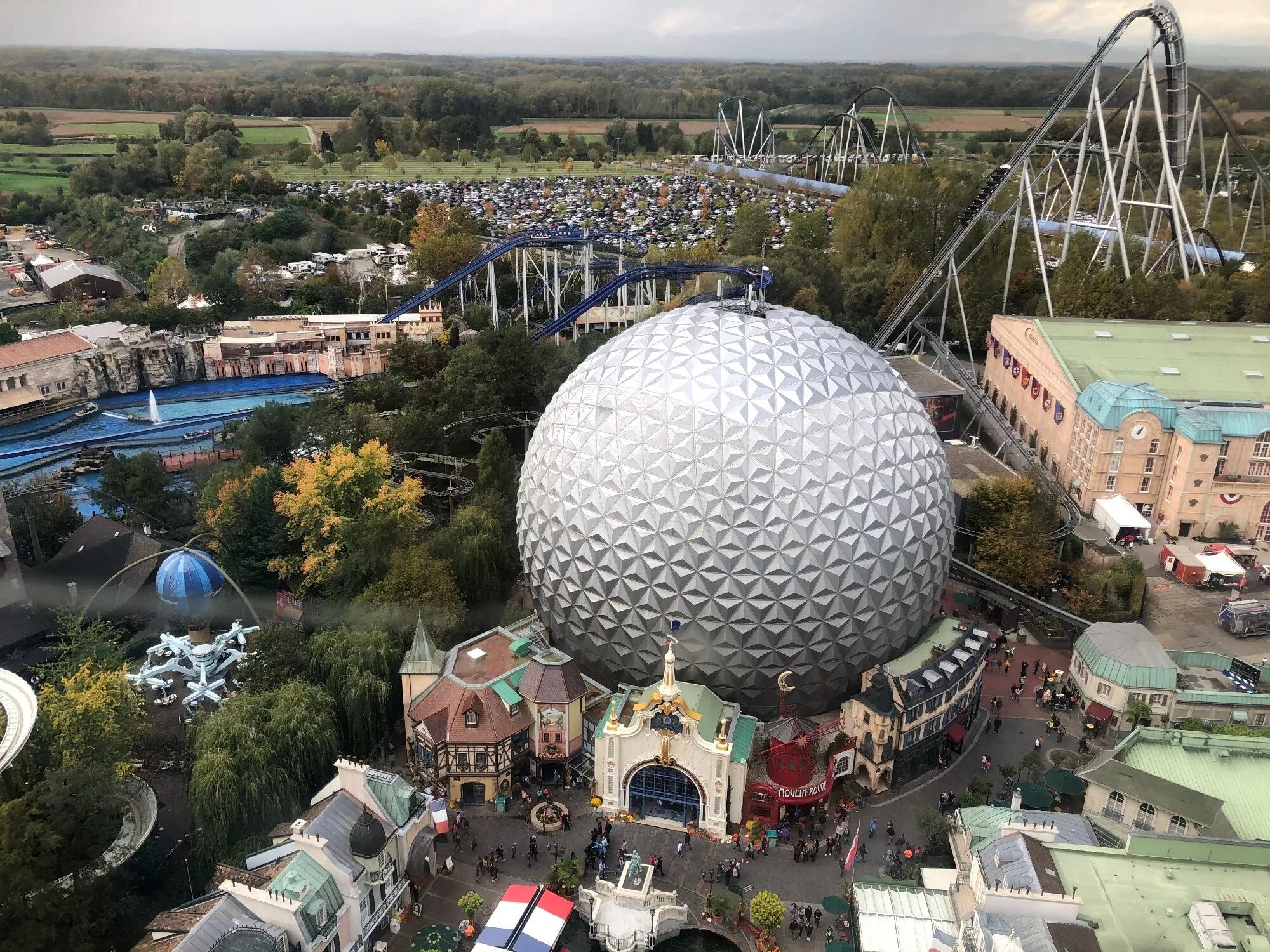 Парк Европы, Руст, Германия (Europa-Park). Парк аттракционов Europa Park в Германии. Европа парк Руст Германия. Евро парк Германия аттракционы.