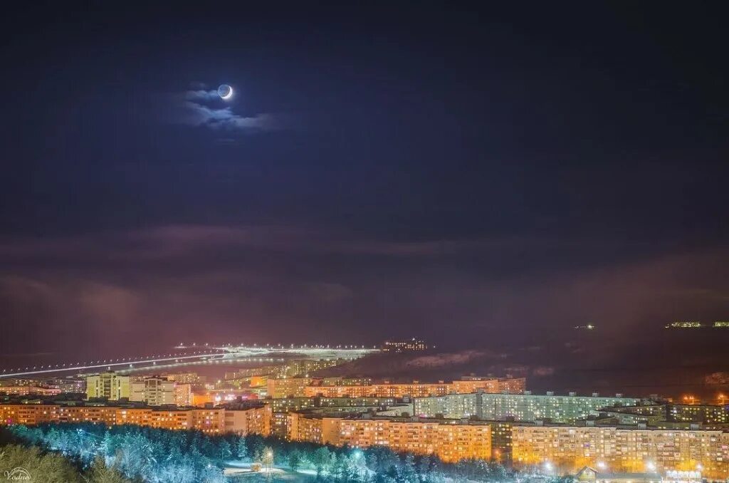 Полярная ночь в Мончегорске. Полярный Полярная ночь в Мурманске. Белые ночи в Мончегорске. Мурманск зима ночь.