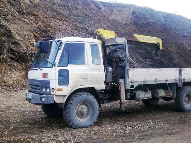 Тойота дизель полный привод. Ниссан дизель 4х4. Nissan Diesel полный привод. Nissan Diesel UD 1989. Ниссан Кондор дизель полный привод.