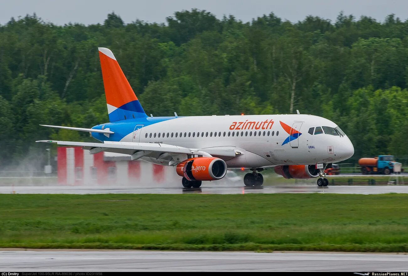 Ssj азимут. Суперджет 100 азимут. sukhoi superjet 100-95. сухой суперджет 100-95 азимут. шасси сухой суперджет 100 азимут.