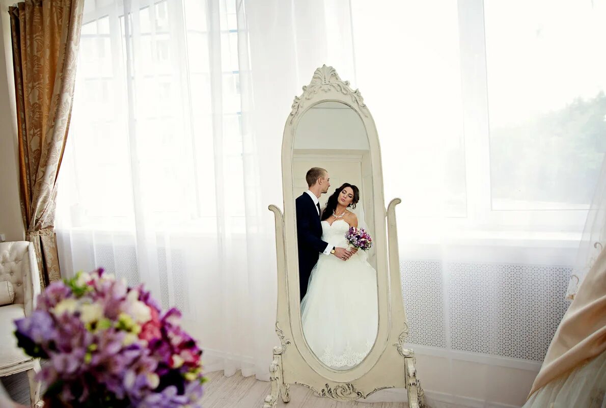 невеста в студии. студия невест. свадебная фотосессия в студии. фотосессия молодоженов в студии. фотосессия невесты в студии.