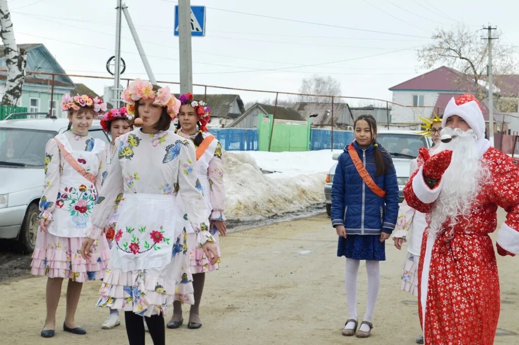 Нэуруз картина. Нэуруз костюмы. Нардуган праздник. Нәүрүз в детском саду.