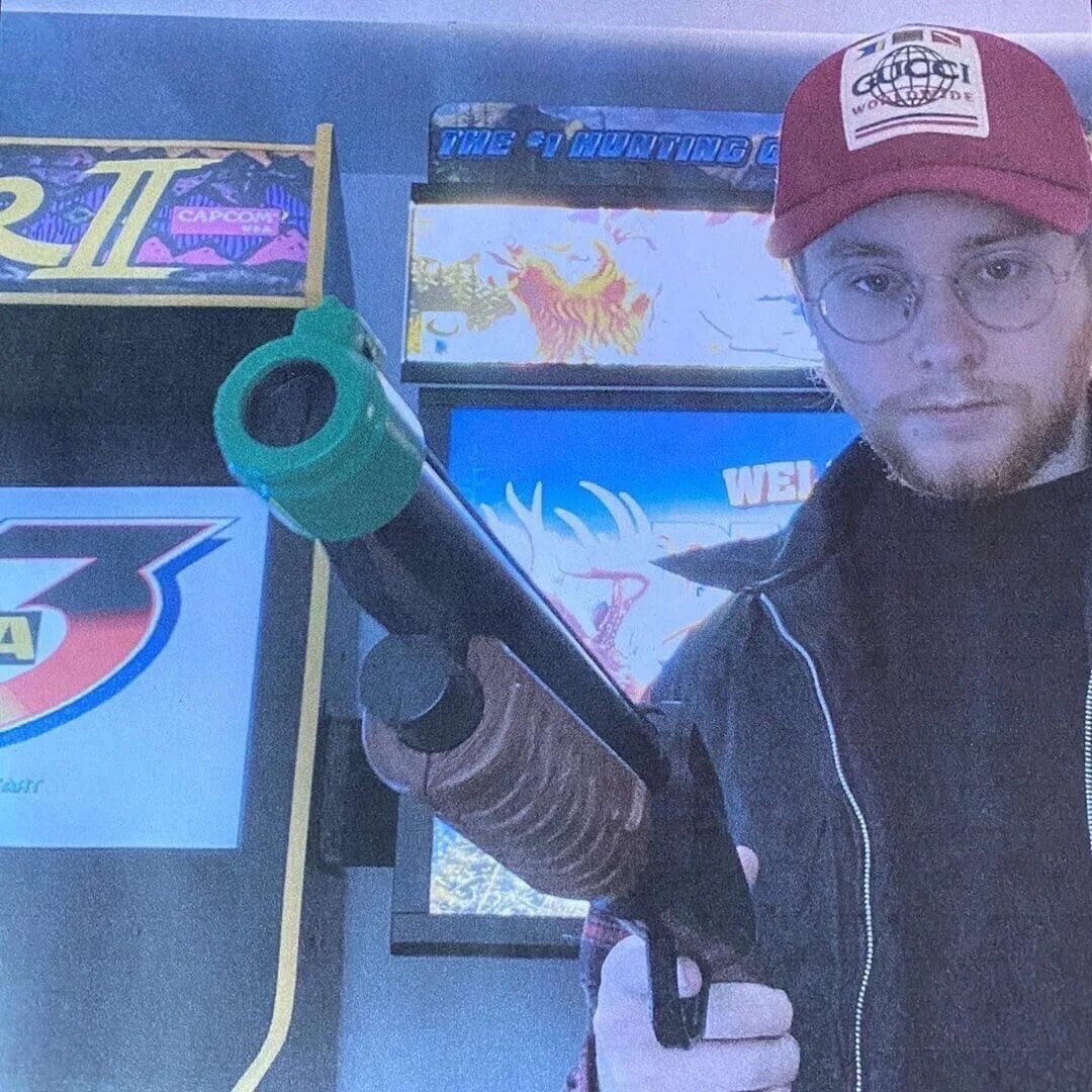 Wtf freddie. Фредди дредд. freddie dredd 2025. freddie dredd на аву. фредди дредд рэпер.