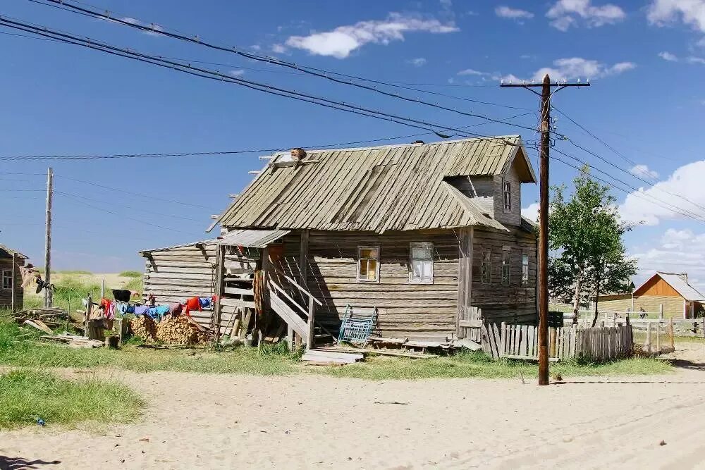 Погода кузомень. Деревня Кузомень. Кузомень Мурманская область. Село Кузомень Мурманская. Деревня Кузомень Холмогорский район.