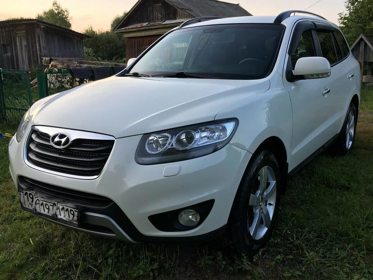 Hyundai Santa Fe 2010 2.2. Hyundai Santa Fe 2011 дизель. Hyundai Santa Fe 2008 White. Santa Fe 2010 Рестайлинг белый.