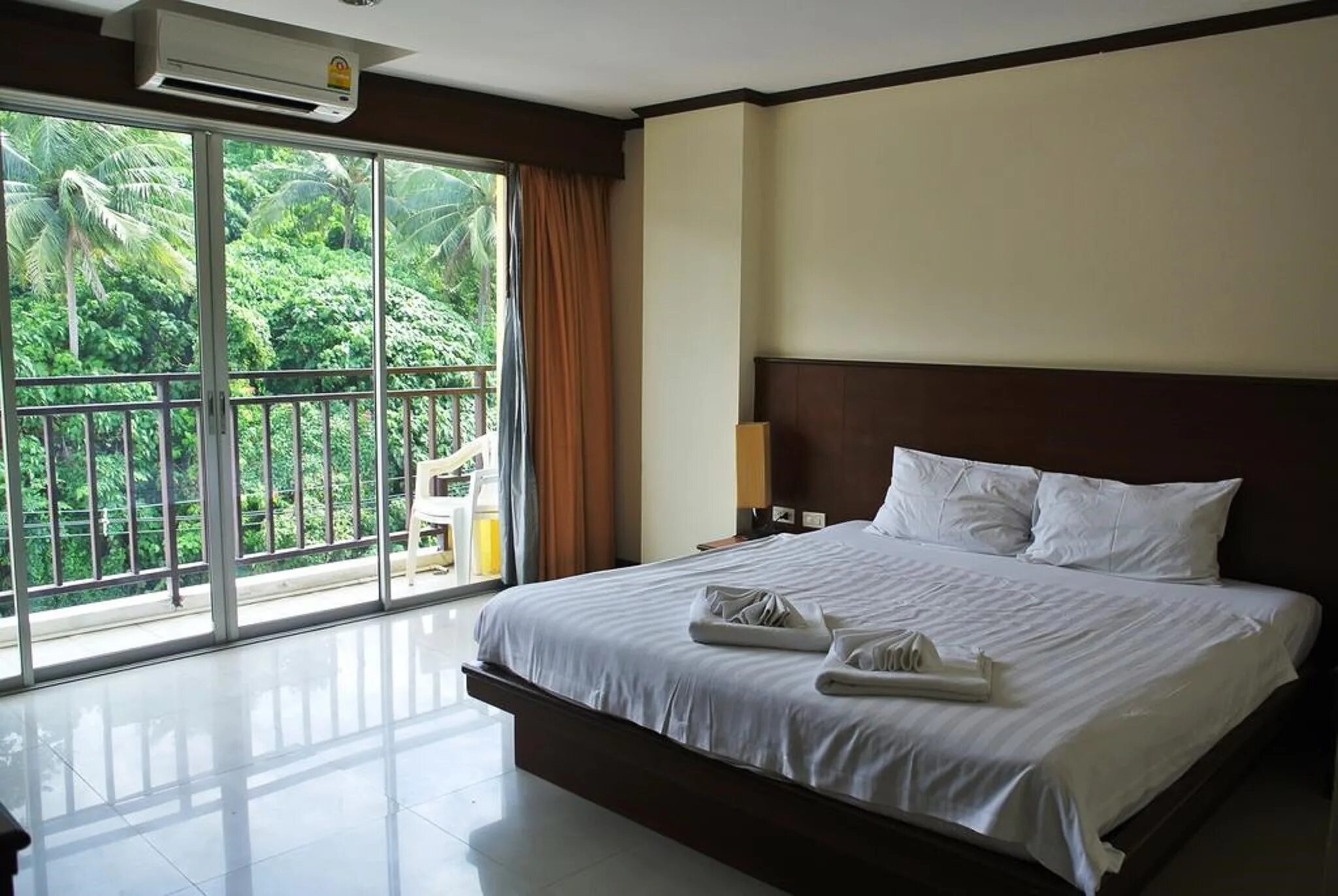 Amarin residence. Amarin residence patong. amarin residence patong 3 patong, пхукет. issara patong beach. стар хаус патонг.