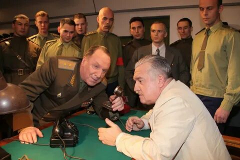 Первый в космосе 2013