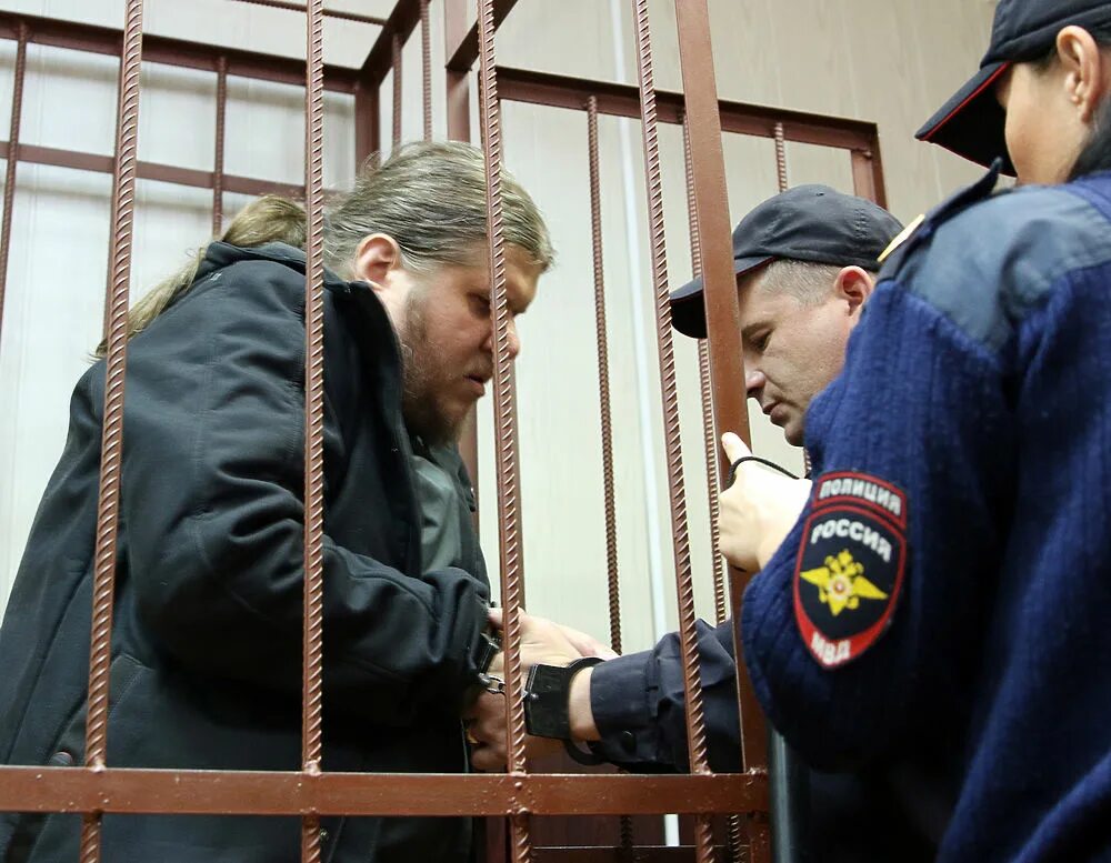 Подсудимый дорама. Мужчина намскамье подсудимых. Песня подсудимый. Песня подсудимый. Корейская дорама подсудимый.