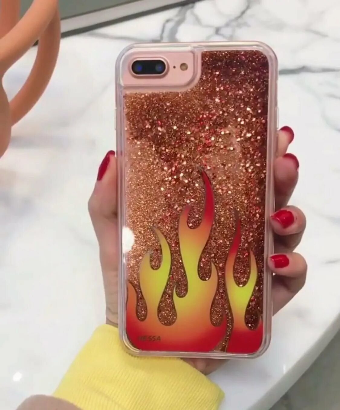 Самые крутые чехлы в мире. Пушистый чехол samsung s7. Самые красивые чехлы. Самые крутые чехлы в мире. Самые крутые чехлы в мире.