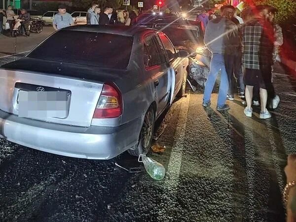 Авария на портовой в ростове вчера. Авария в зверево ростовской области. Спасатели сальск. Ростов на дону дтп шкода. Трасса ростов волгодонск 55 километр.