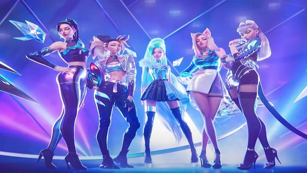 Pop star song. K/da концерт. K/da в реальной жизни. KDA Pop Star Эвелин. K/da обложка.