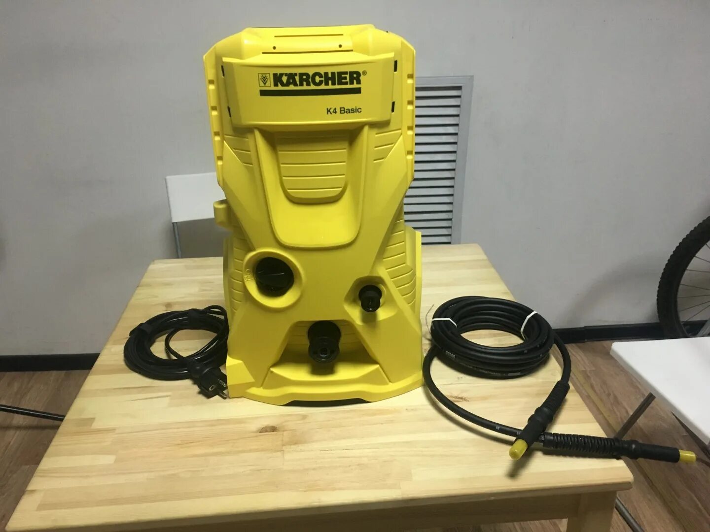 Керхер basic. Karcher k 4 Basic. Karcher k 4 Basic (1.180-080.0). Мойка высокого давления Karcher k 4 Basic 1.180-080.0. Мойка Karcher k4 Basic.