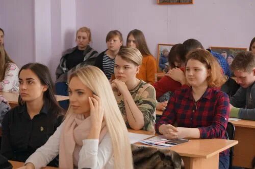 Псковский кооперативный техникум ул калинина 13 фото Псковский мир