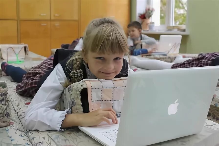 Интернат 76 кронштадтский бульвар. Реабилитационная школа 76 москва. Реабилитационно образовательный центр 76 москва. Реабилитационно образовательный центр 76 москва. Гбоу роц №76.