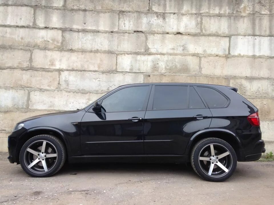 70 5 21. BMW x5 r21. БМВ Е 70 r20. БМВ х5 е70 Воссен. BMW e70 r20.