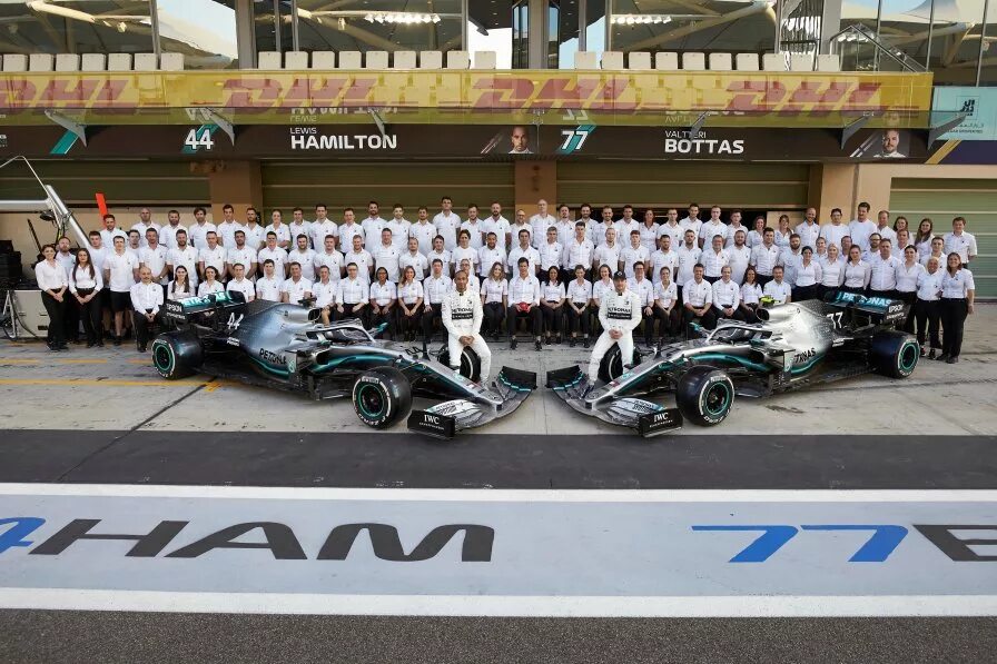 Мерседес амг петронас логотип. Petronas team. Мерч мерседес ф1 png. Mercedes amg petronas f1 logo. Mercedes формула 1 команда.