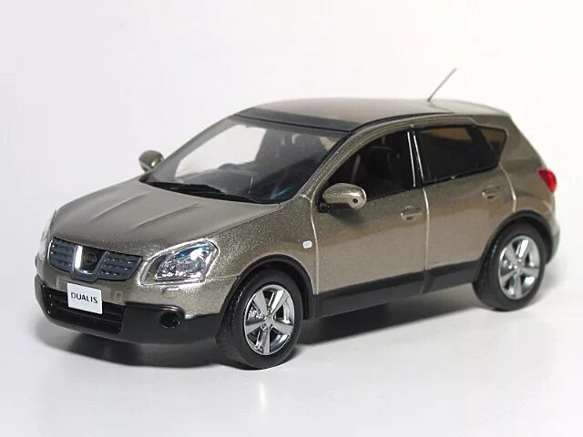Высокое моделирование Nissan TIIDA модель автомобиля 1:18 Расширенный сплав колл