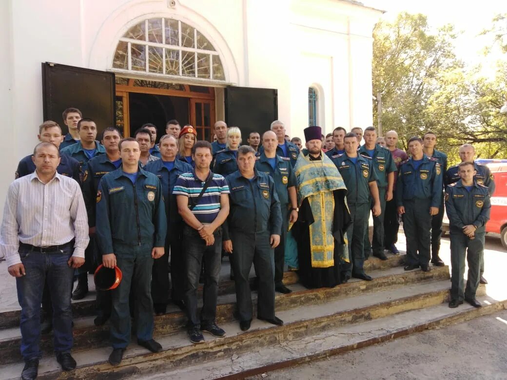 Новочеркасский мчс. Мчс новочеркасск. Новочеркасская грэс пожар. Новочеркасск колледж мчс. Пожарные новочеркасска.