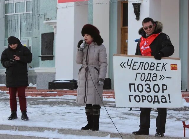 покрыть позором. хохлы на коленях перед царицей. сельский гламур ужас. позорная страна. покрыть позором.