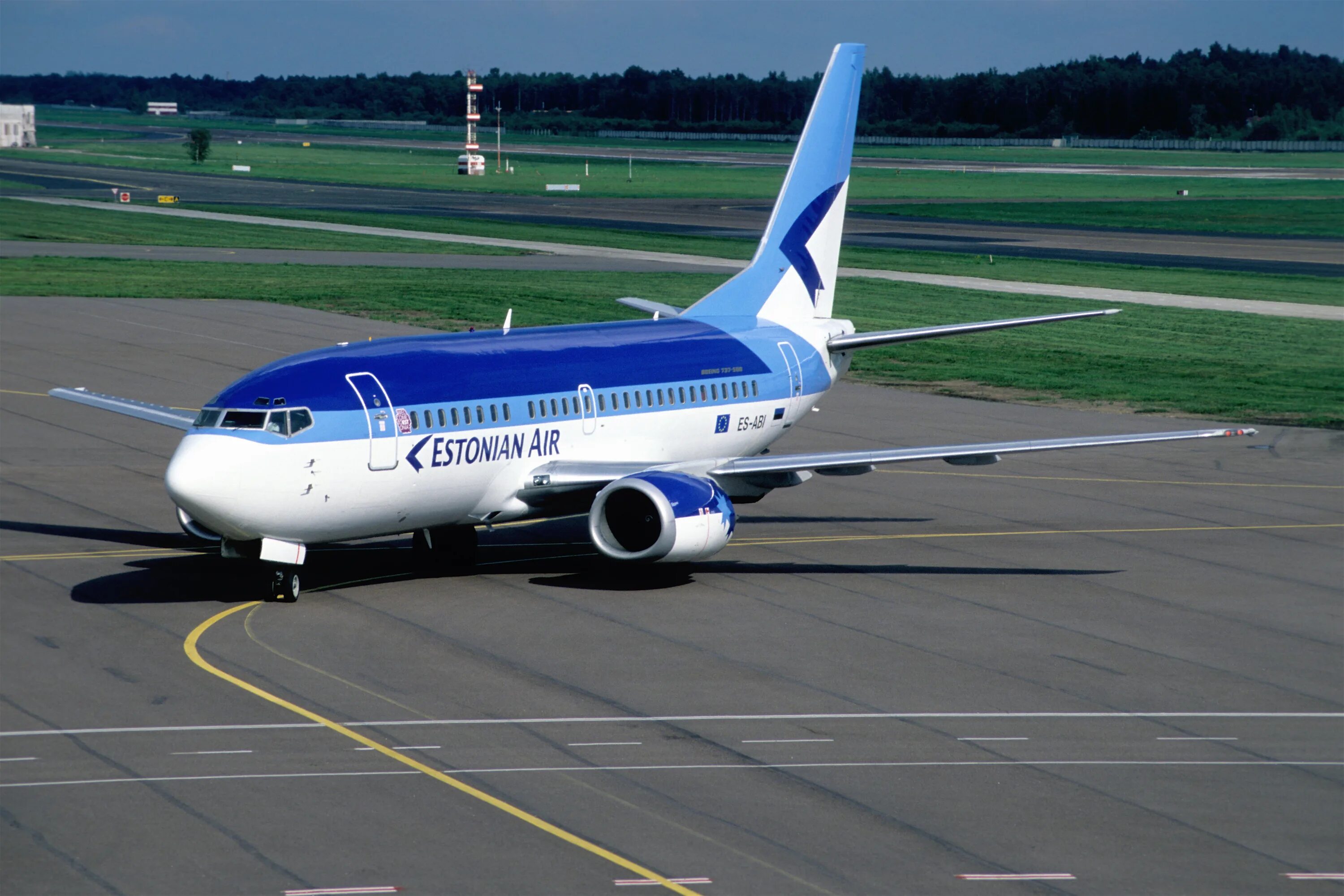 Боинг 737 300. Estonian Air 737-700. Боинг 737 500 Эстония Эйр. Estonian Air самолеты. Айр большой