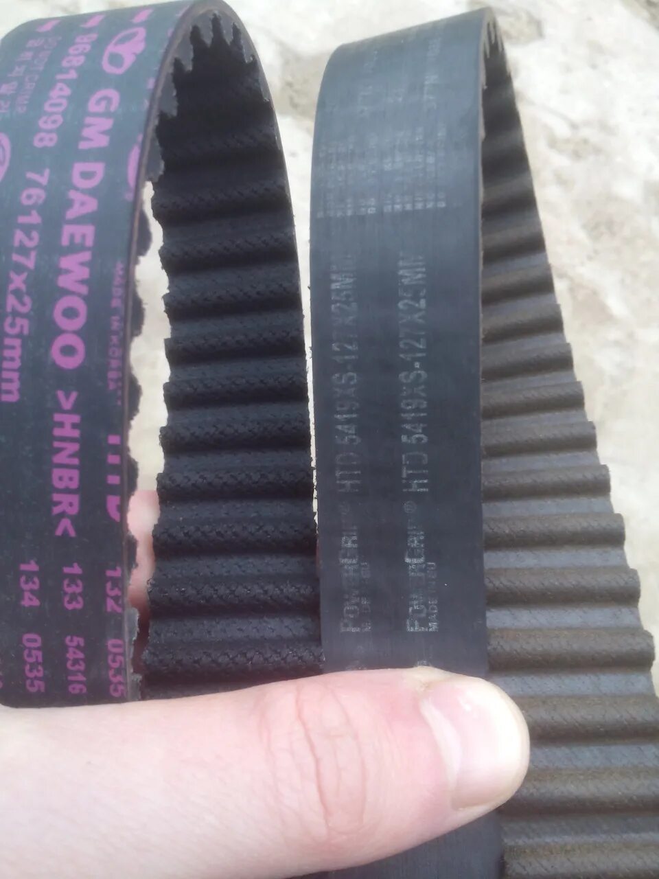 Ремень грм гейц оригинал и подлелка. Ремень грм гейтс подделка и оригинал. Ремень грм гейц оригинал и подлелка. Ремень гейтс оригинал и подделка. Комплект грм gates k015573xs.