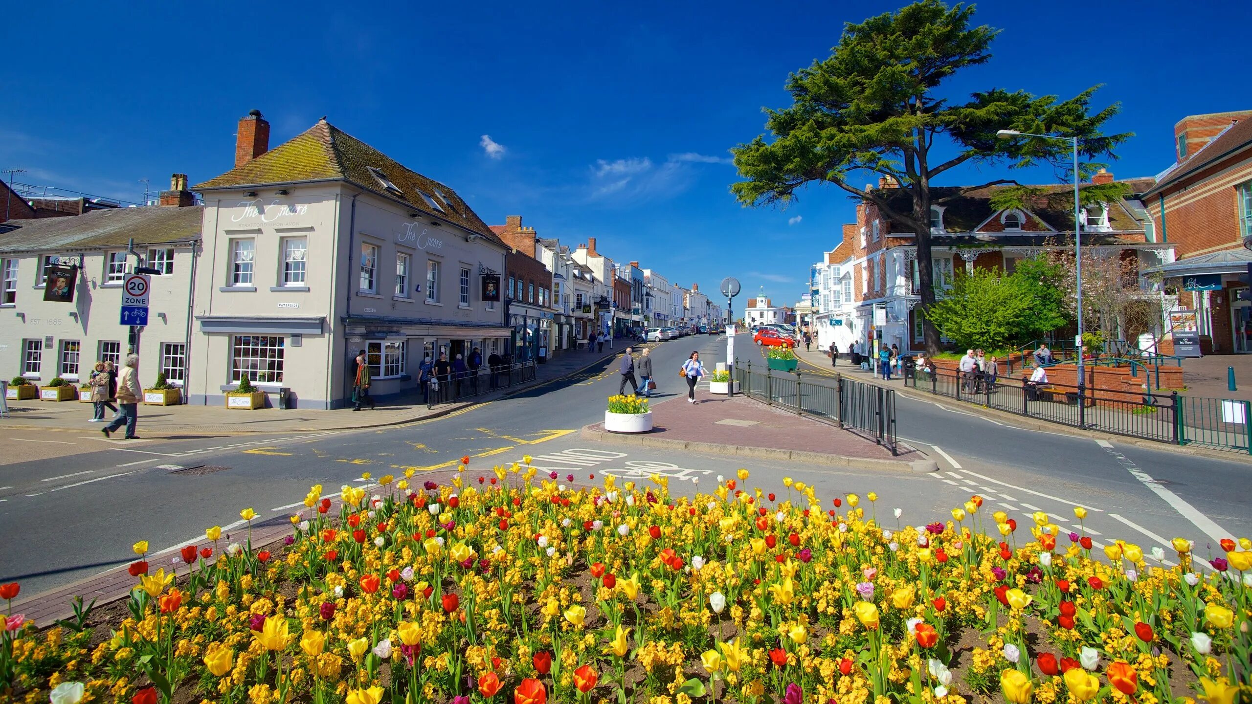 Stratford on avon. Stratford upon Avon. Стратфорд-апон-эйвон, Уорикшир. Stratford-upon-Avon, England. Апон эйвон.