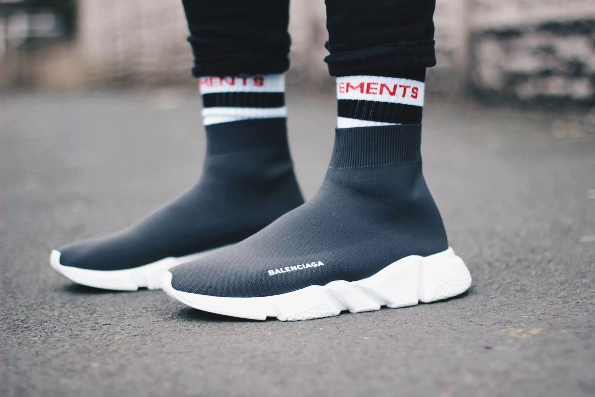 Balenciaga Speed Runner. Баленсиага раннер кроссовки. Баленсиага кроссовки носки. Адидас Баленсиага кроссовки носки.